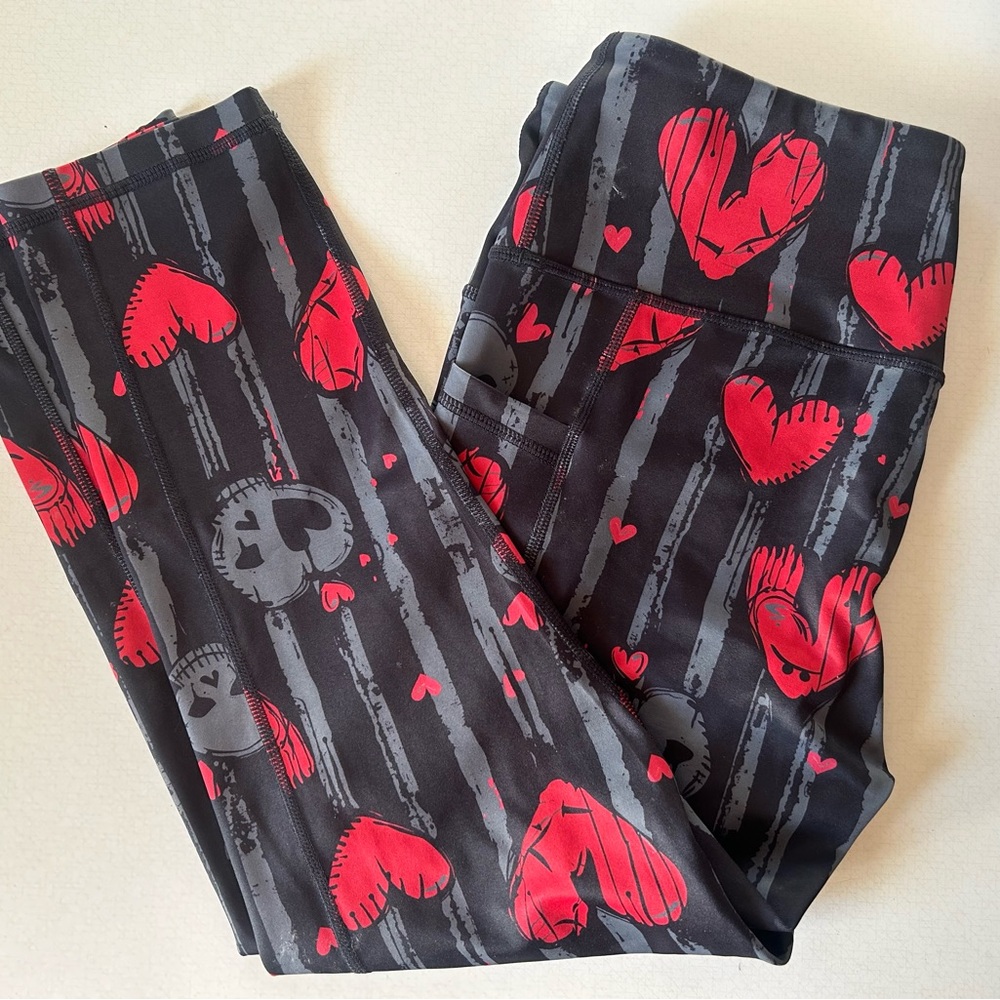 Constantly Varied Gear Heartbeat Leggings - Red and Black